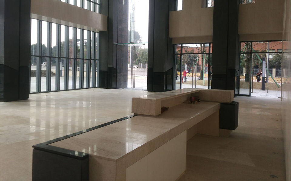 重慶朗天通訊國(guó)家電力專用網(wǎng)通信研發(fā)制造基地大堂裝修工程