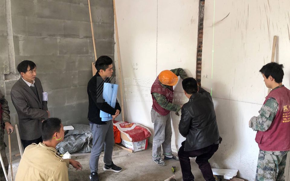 華發(fā)裝修到岳池酒店裝修施工現(xiàn)場指導(dǎo)放線工程