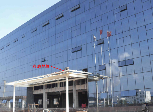 四川威騰家具有限公司外墻裝飾工程現(xiàn)場圖片